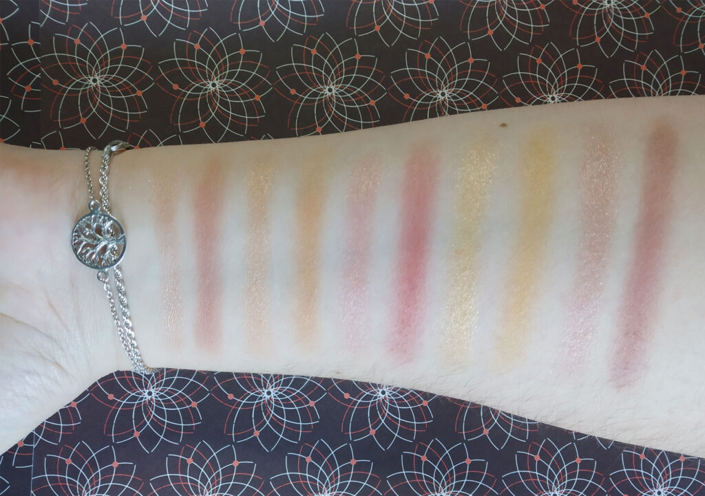Essence - Fall back to nature swatches