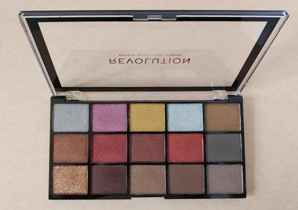 Makeup Revolution - Paleta Reloaded imperative