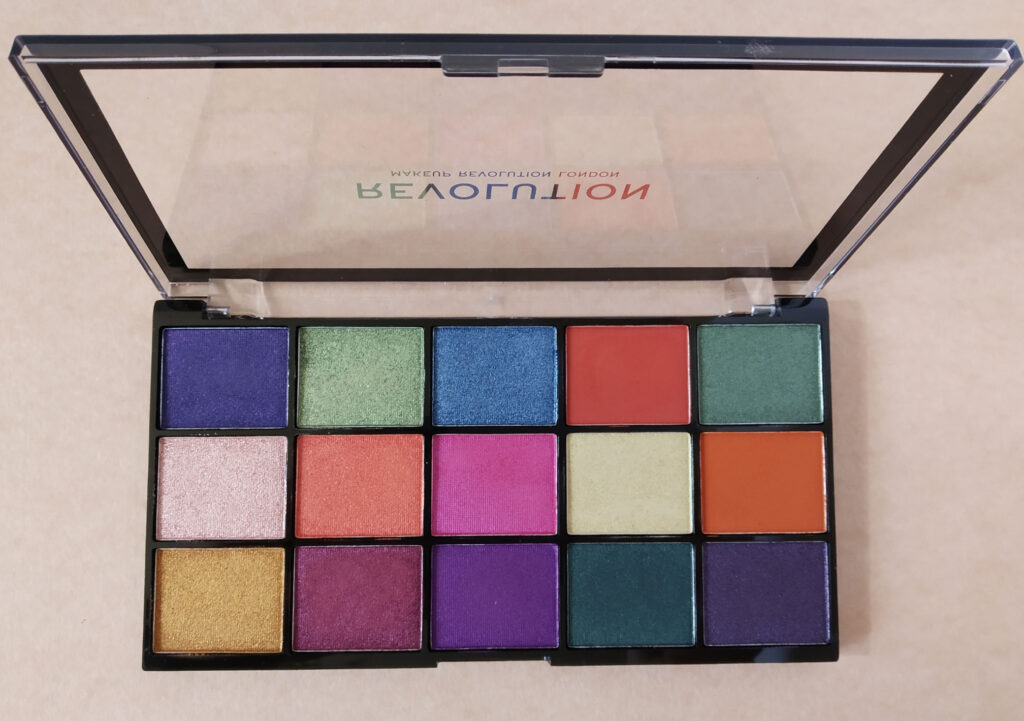 Makeup Revolution - Paleta Reloaded passion for colour