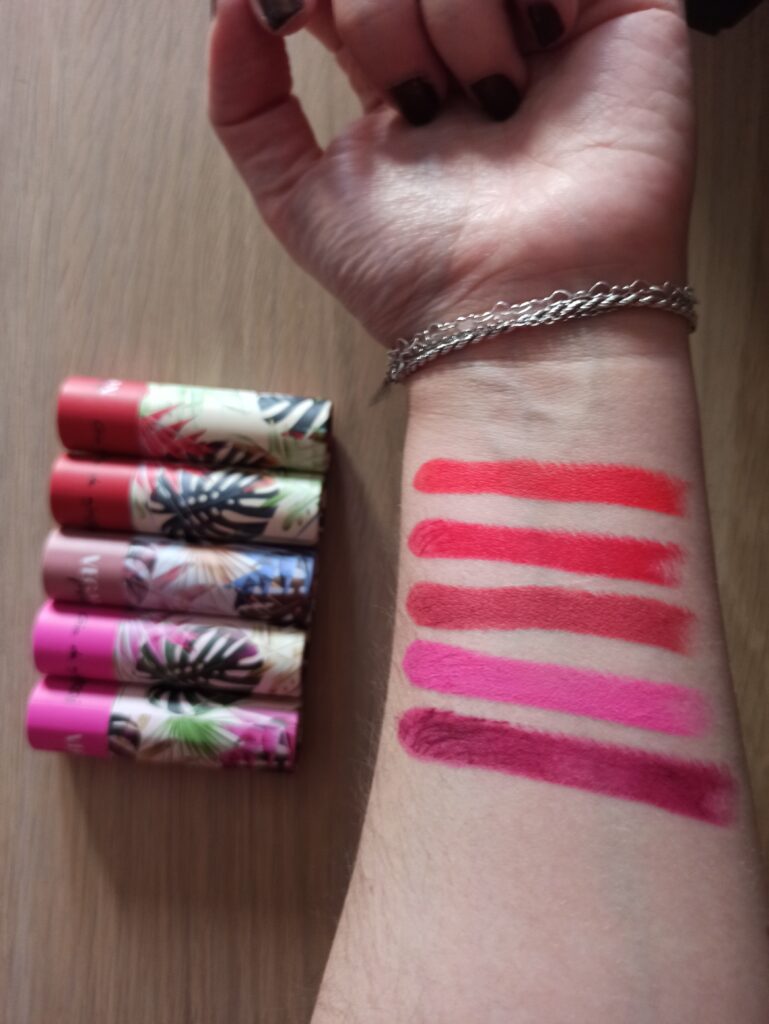 Gio de Giovanni - Barras de labios swatches