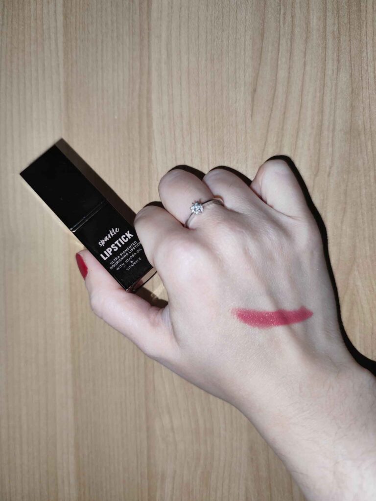 barra de labios primark sparkle swatch flash