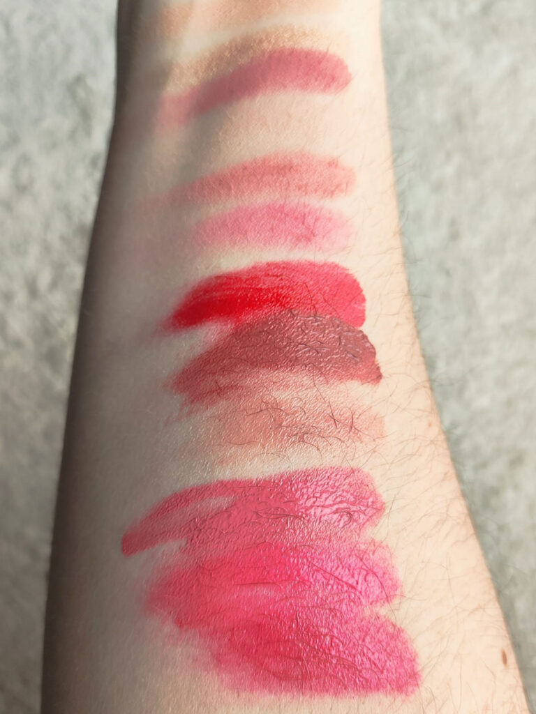Leticia Well Paleta de maquillaje de rostro 02 swatches 2