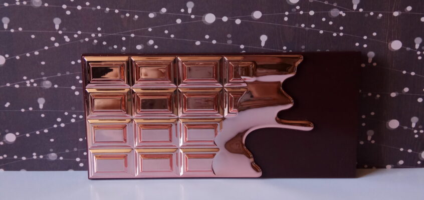 I Heart Revolution – Chocolate Rose Gold