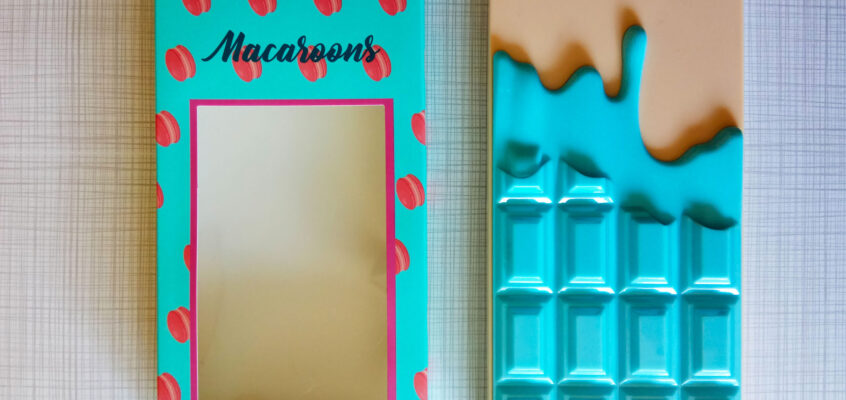 I Heart Revolution – Macaroons Chocolate