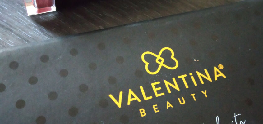 Valentina Brand – Paleta de sombras y barra de labios
