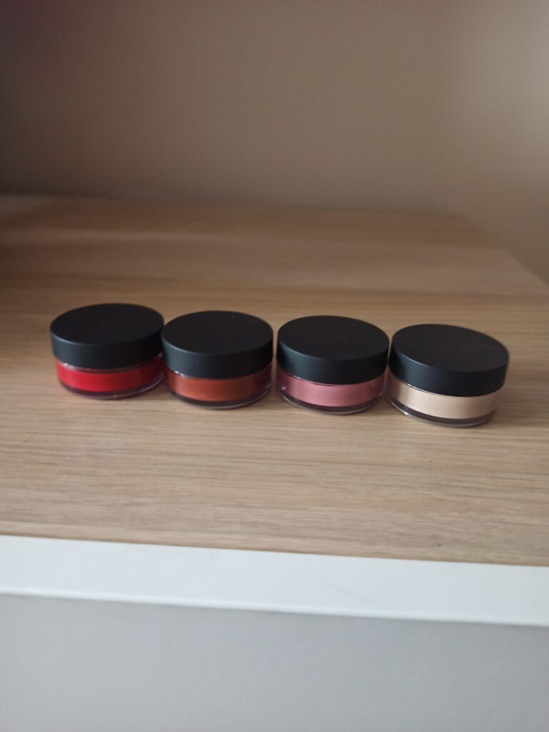 Valentina – Productos en crema 3 en 1