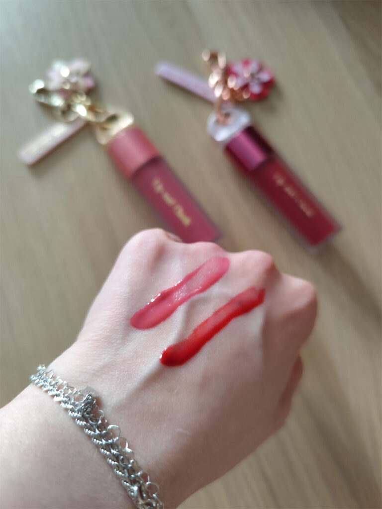 mercadona-deliplus-lip-and-cheek-rosa-rojo-swatches-labiales