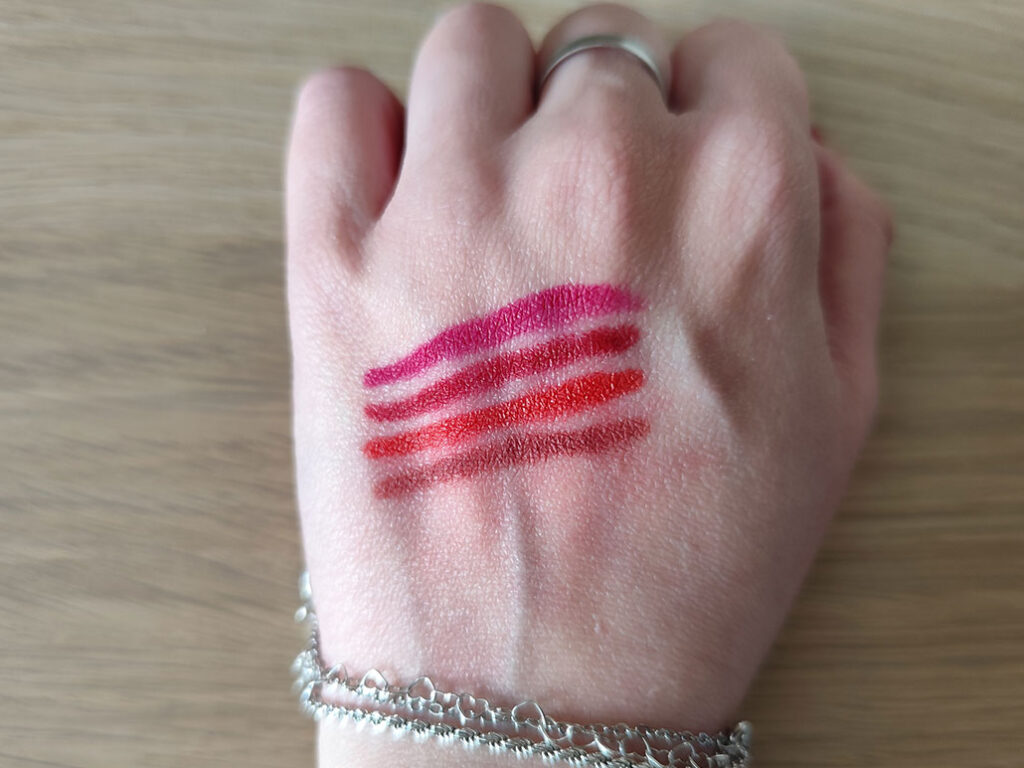 metamorphosis-labiales-jumbo-swatches