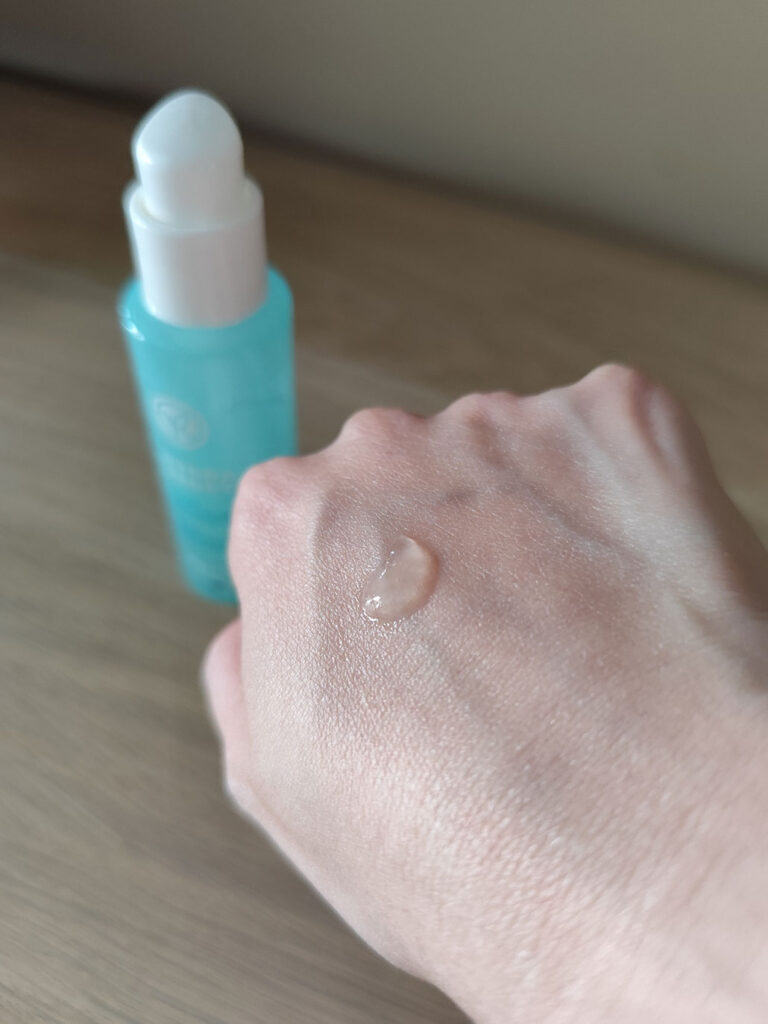 yves-rocher-serum-hydra-vegetal-textura