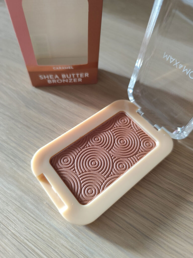 Action maquillaje Max and More 2025 bronceador en polvo caramel