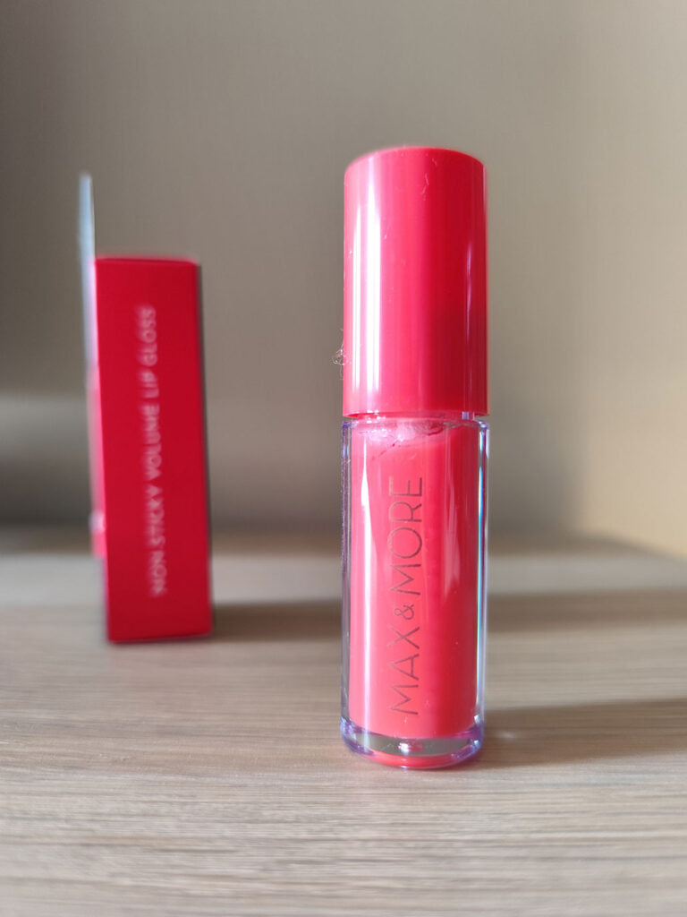 Action maquillaje Max and More 2025 gloss brilli 357 Lush