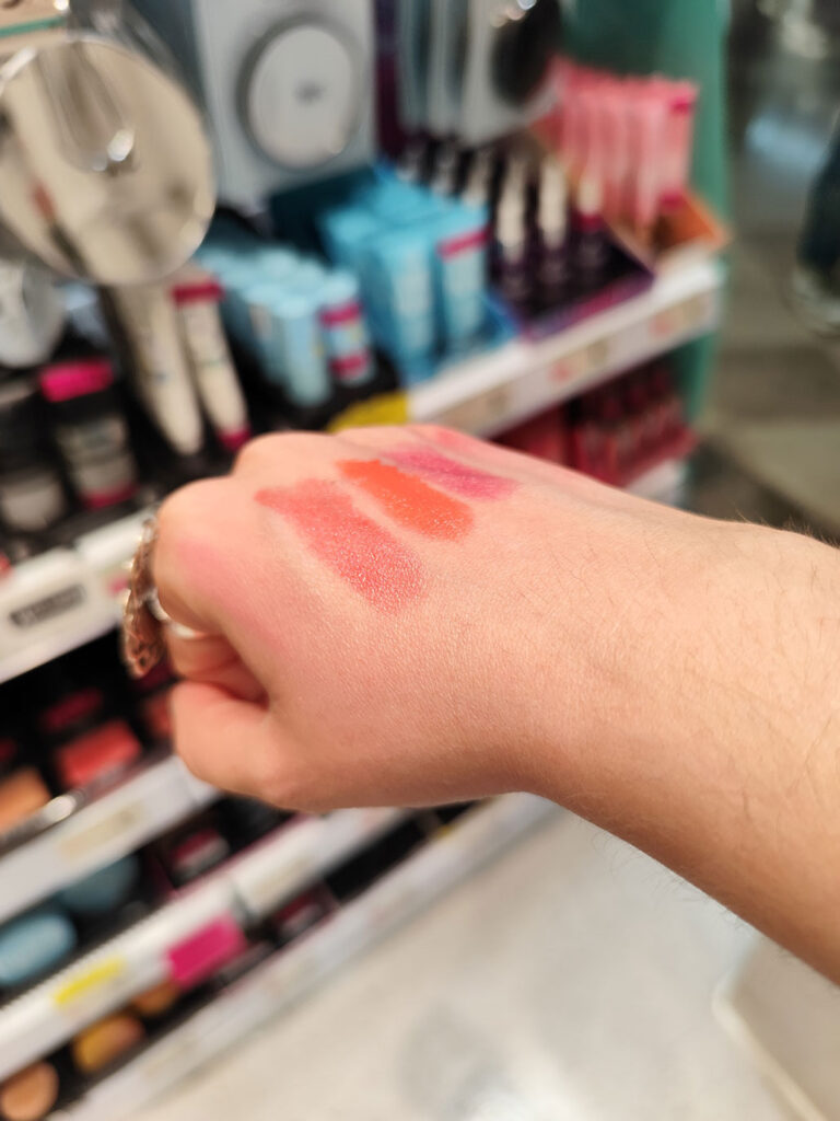 Technic Coloretes Stick swatches 1