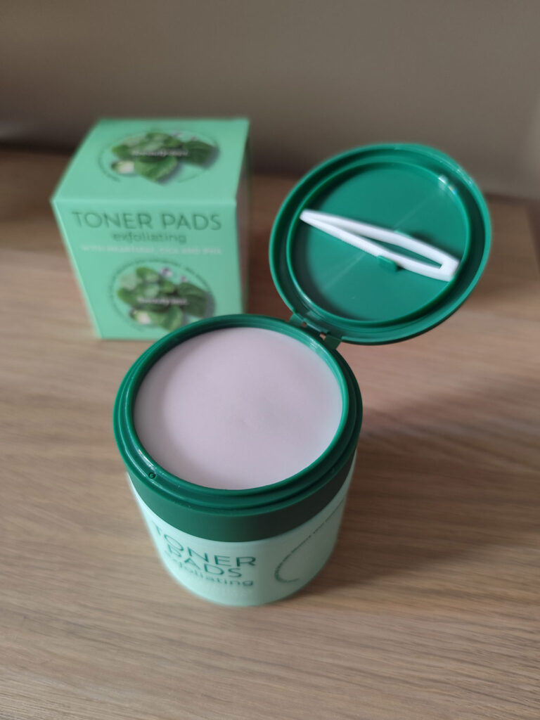 The Beauty Dept - Discos tónico exfoliantes cica abierto