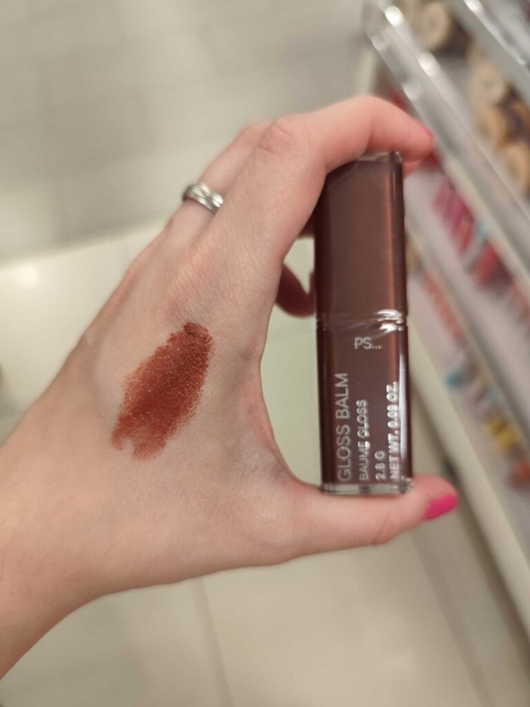 Primark - Bálsamo labial con brillo swatches marrón chocolate