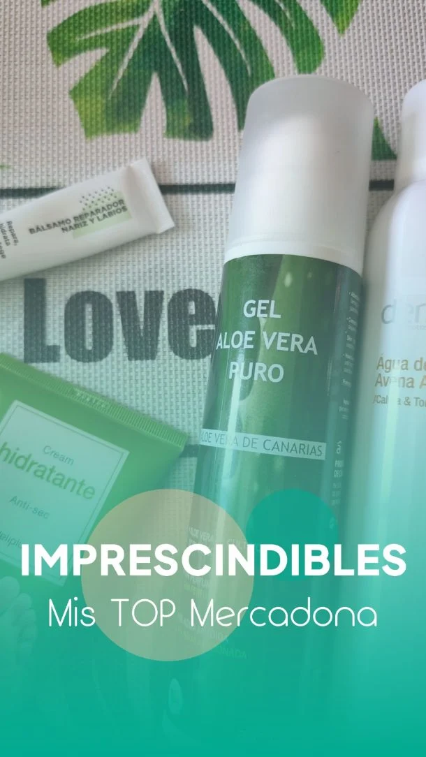 🔝 Mis 4 SI O SI que no me pueden faltar de Mercadona

🥹 Me vais a permitir que, en lo que mi piel se sigue recuperando y regenerando, os traiga este vídeo cortito pero (para mí) muy necesario

💁🏻‍♀️ Y es que estos son sin duda mis #musthave de Mercadona (que no deliplus, porque la crema de Aloe no lo es) que llevo usando años y nunca pueden faltar en casa

Top 1️⃣ - Crema de Aloe Vera

Esto calma prácticamente AL INSTANTE. Aloe como primer ingrediente, calma e hidrata lo que no está escrito y al menos para mi, es una barbaridad el alivio que siento cuando tengo la piel tan irritada, dolorida, sensible… vamos, mal de necesitar algo con urgencia (antes no la tenia tan sensible y ya la usaba con mi antigua normalidad hace años)

Top 2️⃣ - Bálsamo Reparador

Para mi es mi salvavidas de los labios, ya os he comentado que sufro mucho de herpes en los labios y casi me atrevería a decir que en alguna ocasión estoy convencida de que alguno me ha evitado que salga… en cualquiera de los casos, noto tanto hidratación como esa reparación que buscan mis labios

👀 TIP: Ojo, en verano (no sé si haré bien o mal) lo meto al frigo porque, como haga mucho calor, literal se me derrite

Top 3️⃣ - Tónico de Avena

Mi bendición, especialmente, todos los veranos porque lo dejo guardadito en el frigo. No hay nada como echarte este flush flush por toooodo el cuerpo (si, ya me lo agradeceréis en la próxima ola de calor despiertas a las 4 de la mañana). Esto si, de aplicarlo por todos lados la bruma a veces te escupe malamente, tenlo en consideración y aplica unos flush flushes más en una zona repetida para que se esparza mejor

Top 4️⃣ - Crema hidratante para pies

Pues eso mismo, una crema que hidrata y al menos a mí me ayuda muchísimo con los pies. Normalmente y cuando reúno tiempo, me paso unos rodillos antes y después la crema, pero cuando me los veo tan secos, agrietados o molestos, esta crema hace todo lo que se espera y más

💬Coincidimos o recomiendas?

#mercadona #deliplus #imprescindibles #imprescindiblesmercadona #belleza #beauty #skincare #mercadonaespaña #mercadonaperfumería #mercadonabelleza #bellezamercadona #mercadonabeauty #tonicoavena#tonicomercadona #cremamercadona